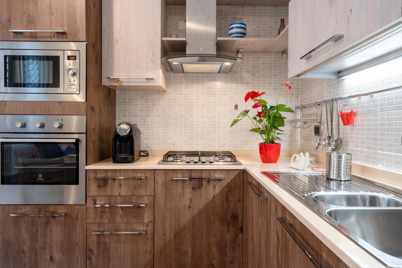 La Casa Di Gio - Stazione & Policlinico Apartment Bari Esterno foto